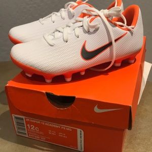 Girls soccer shoes